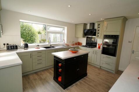 Breakfast Kitchen...