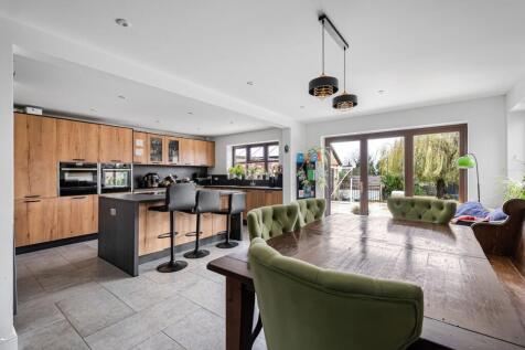 Kitchen/Dining/Family Room