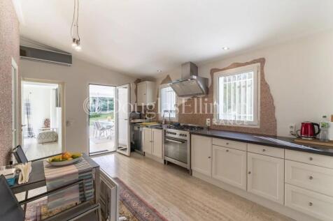 Kitchen Wooden floor Stainless steel