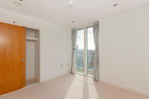 11N04OCC - Bedroom D.jpg