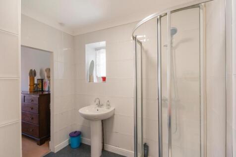 TBONV - Ensuite A.jpg