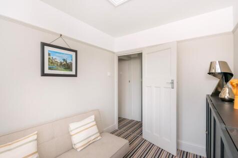 0J7ABN - Bedroom F.jpg