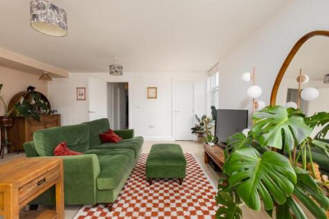 Flat 5 Redcliffe Lofts, 41 Guinea Street, BS1-3.jp