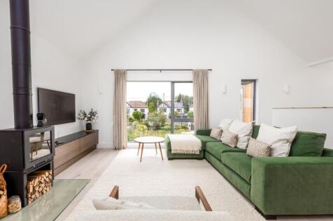 47 The Avenue, BS21-32.jpg