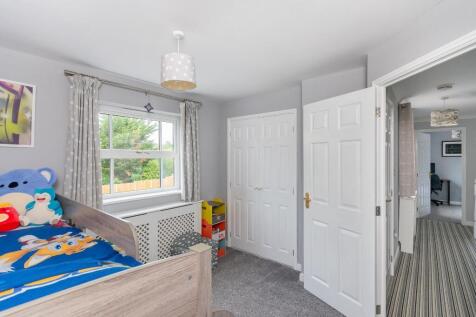 3P3CFP - Bedroom F.jpg