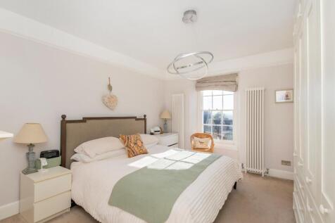 1H7RCN - Bedroom B.jpg