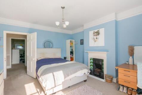 1H7RCN - Bedroom F.jpg