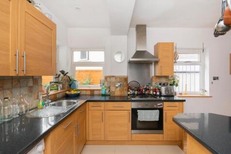 2S0HTN - Kitchen Diner A.jpg