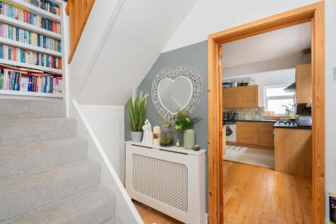 2S0HTN - Hallway A.jpg