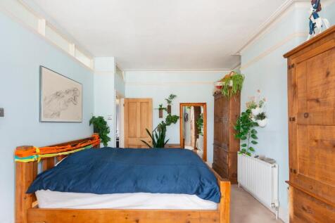 9W0RBN - Bedroom E.jpg