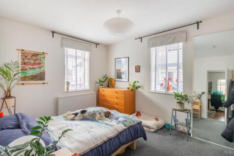 9A1ARBR - Bedroom E.jpg