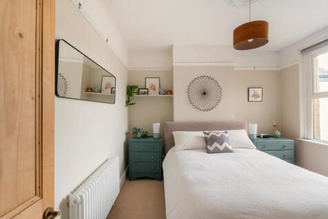 0R1TBN - Bedroom D.jpg