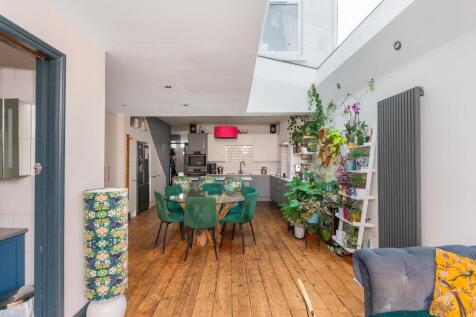 9N6SDD - Kitchen Diner A.jpg