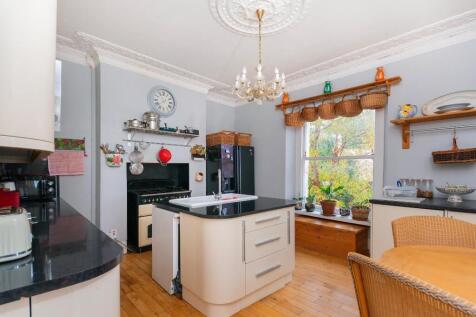 1V6WCM - Kitchen Diner C.jpg