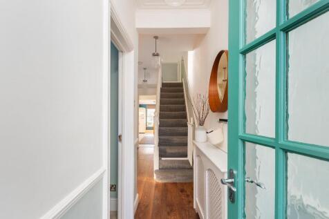 3B4RSV - Hallway A.jpg