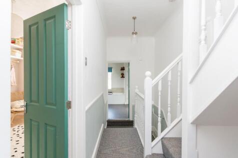 3B4RSV - Landing A.jpg