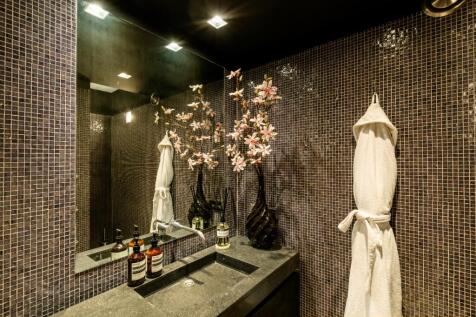 Bathroom Ground Floo