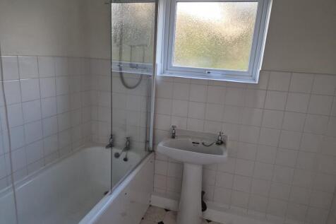 1a94b220-4c6e-475...