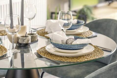 Dandara - Prior's Edge - The Vyne, Home 3