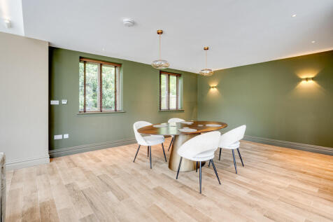 102 Woodbridge Ro...