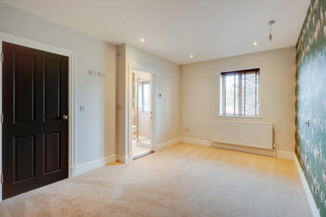 102 Woodbridge Ro...