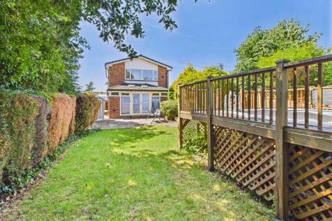 CAM04233G0-PR0026-STILL006