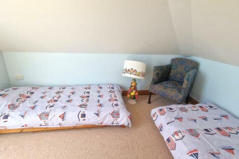 Study / Bedroom 5