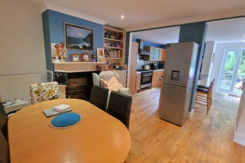 Dining Room to Kitchen