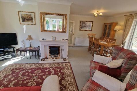 Sitting Room and Dining Room