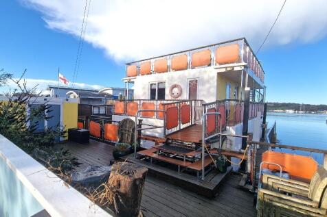 Front of Houseboat