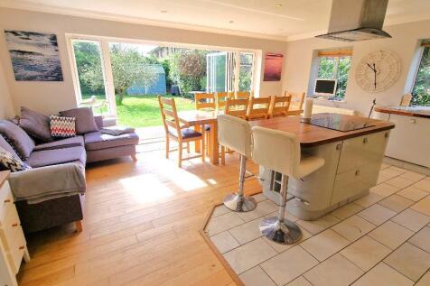 Open Plan Kitchen, Dining, Family Room