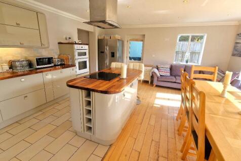 Open Plan Kitchen, Dining, Family Room