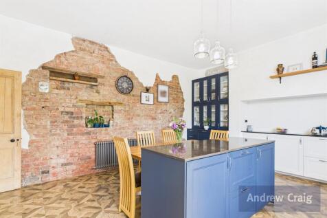 Kitchen / Breakfast 