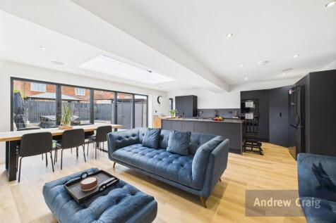 Open Plan Lounge/Kit