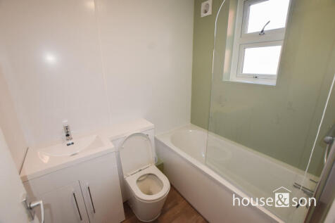 upstairs bathroom...
