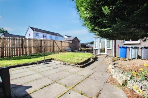 16- Rear Garden.jpg