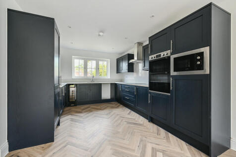 1 appledore TN262...