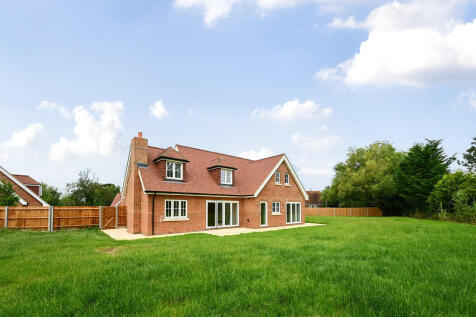 1 appledore TN262...