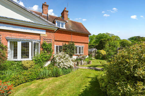 2 Salcote mews tn...