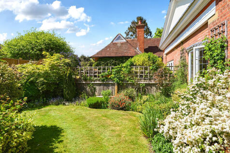 2 Salcote mews tn...