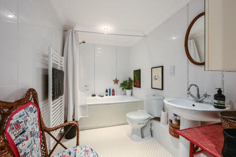 10 THE BURNHAMS -...