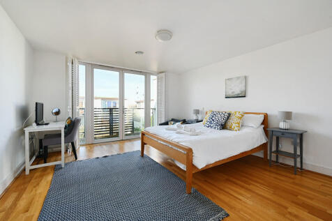 ROYAL WILLIAM SQU...