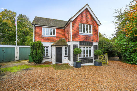 MOUNTSFIELD LODGE...