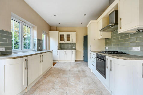 MOUNTSFIELD LODGE...