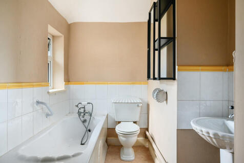 MOUNTSFIELD LODGE...