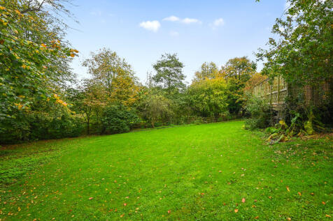 MOUNTSFIELD LODGE...