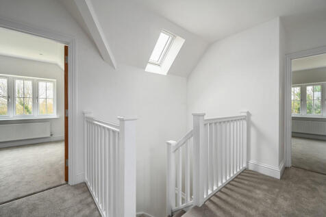 ROWAN LODGE - TN2...