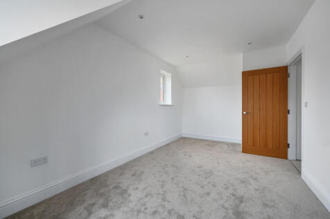 ROWAN LODGE - TN2...