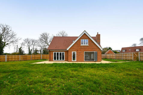 ROWAN LODGE - TN2...