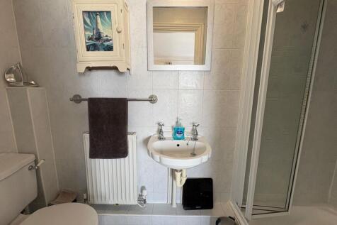 Ensuite Shower Room